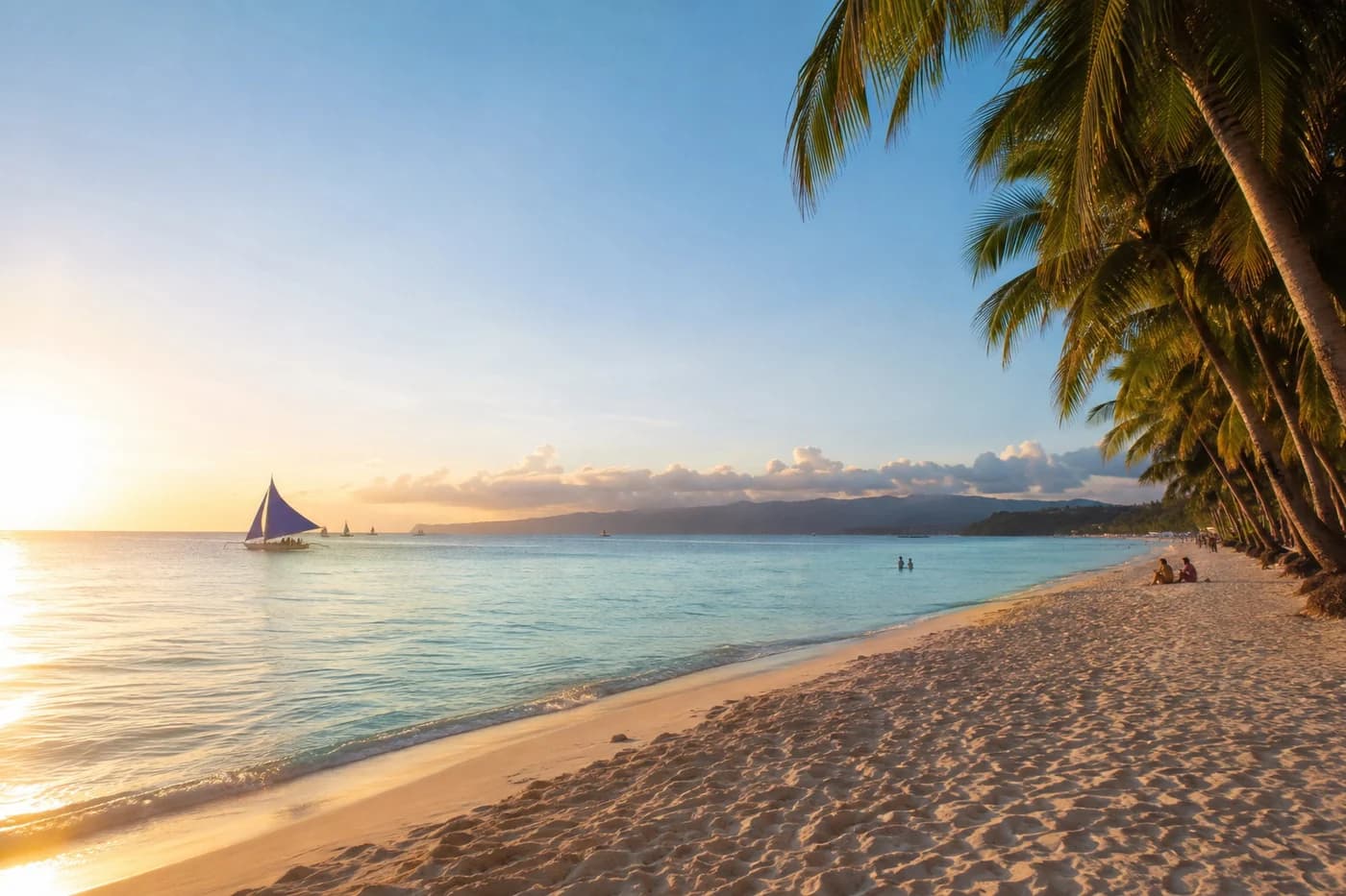 White sand beach and turquoise water in Boracay